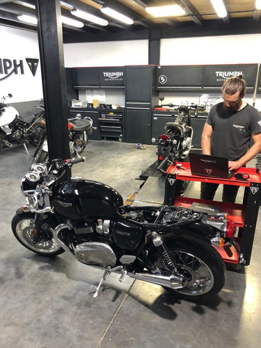 Imagen 12 de 13 de Triumph Thruxton 1200 Año 2018 ( Rodada 2021 )
