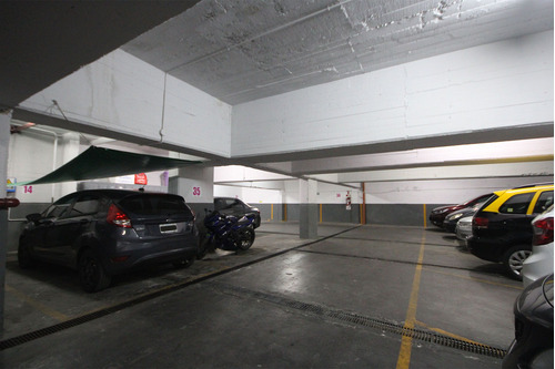 Venta Cochera Estacionamiento Chacabuco 450 Metros