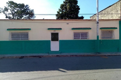 Imagen 1 de 14 de Asein983 Vende Amplia Casa En La Bocaína Valencia