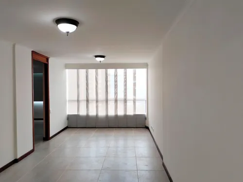 Arriendo De Apartaestudio En Altos Del Poblado, Poblado