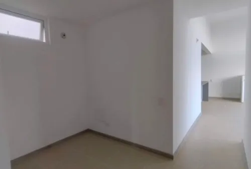 Venta Apartamento Sur De Cali. Barrio Bochalema, A Unas Cuadras De La Universidad Autonoma. Septimo Piso