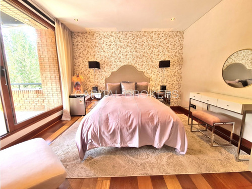 Impresionante Casa En Exclusivo Condominio (js)