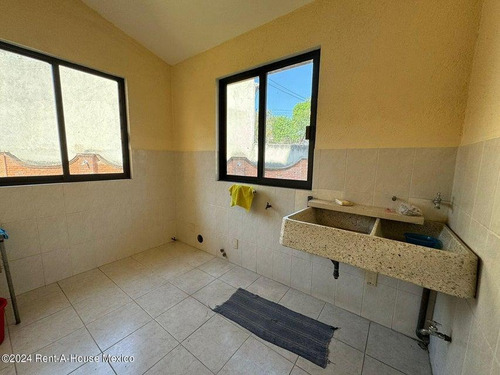 Casa En Venta En Tlalpan Prados Coapa Calle San Juan De Dios 24-3739 Cr