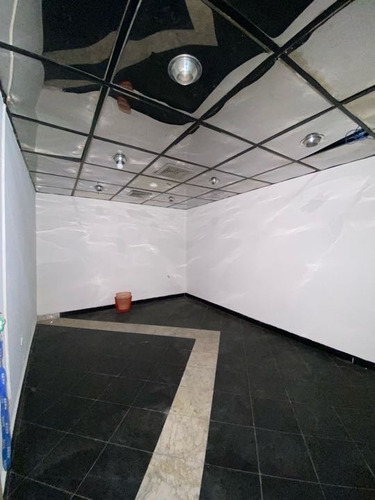 Imagen 5 de 15 de Se Vende Casa En El Rosal Uso Comercial