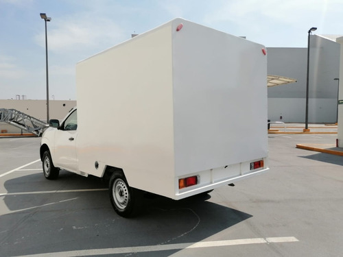 Nissan Np300 Estaquita 2016 Caja Seca