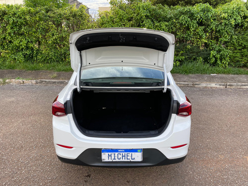Chevrolet Onix plus 1.0 Lt 4p