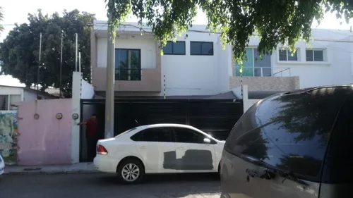 Casa En Venta En Col. Laboratorio Cfe, Irapuato, Lcv.