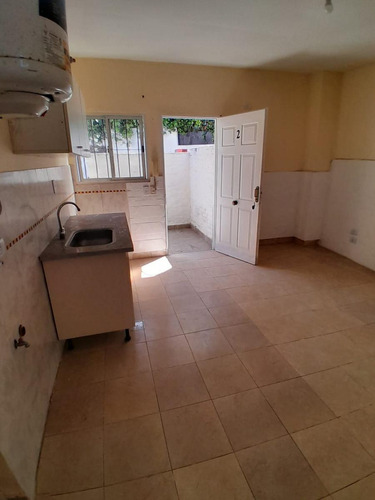 Ph En Venta - 9 Dormitorios 6 Baños - Cochera - 700mts2 - Garin, Escobar