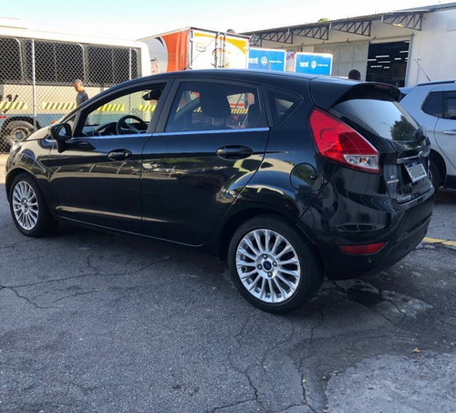 Ford Fiesta 1.6 16v Titanium Flex Powershift 5p