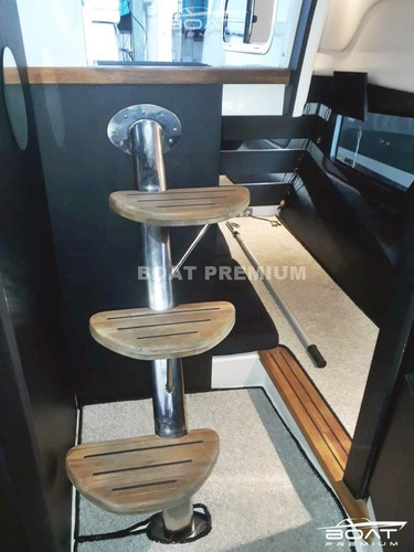 Imagem 9 de 10 de Triton 330, 2015, 2x Mercruiser 220hp - Real - Focker
