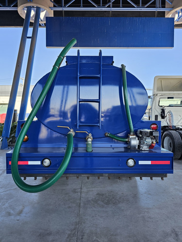 International 4300 Modelo 2013 Pipa De Agua 10,000 Litros