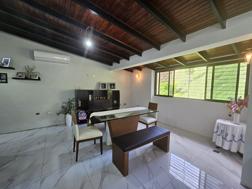 Hermoso Penthouse En Colinas De La Tahona