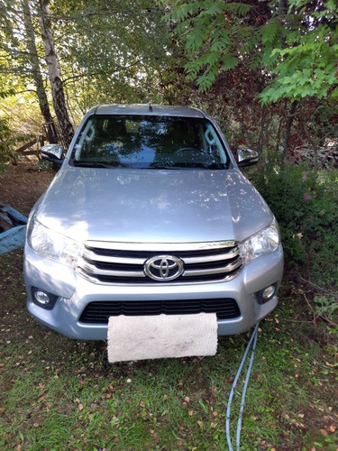 Toyota Hilux 2.8 Cd Srv 177cv 4x4 2016