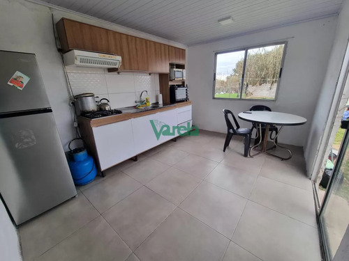 Casa Venta Barros Blancos Los Aromos 2 Dorm, Financiada En Cuotas