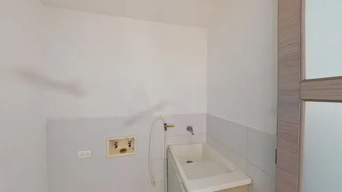 Moderno Apartamento En Sabaneta Con Gran Vista. Código 47
