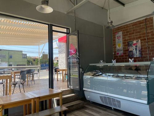 Arriendo Local Para Cafetería 70 M2 En Strip Center