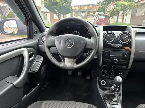 Renault Duster Expressión 2.0 4x4 MT 2017
