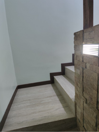 Imagen 5 de 9 de Town House En Venta Nueva Barcelona Residencias Dubai