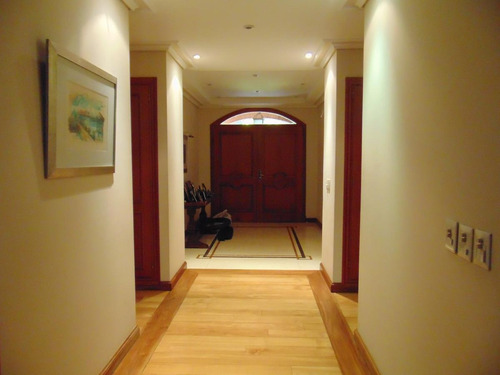 Imagen 2 de 30 de Casa En Venta 3 Dormitorios - Las Lomas-jockey. San Isidro