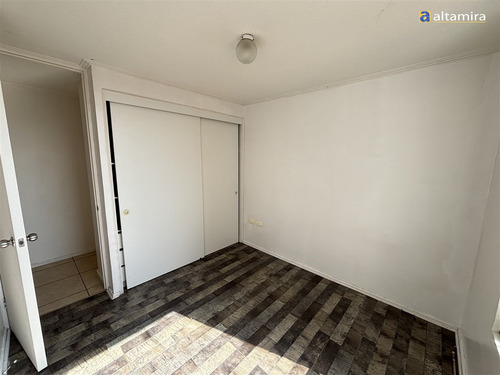Departamento En Arriendo De 2 Dorm. En Iquique
