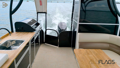 Pontoon Aurora 900 Duplo Deck / Ñ Solara, Ventura, Fluvimar