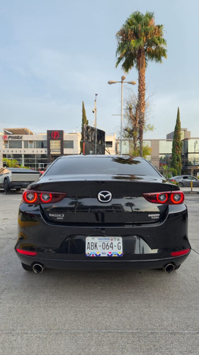 Mazda 3 Carbon Edition 2023
