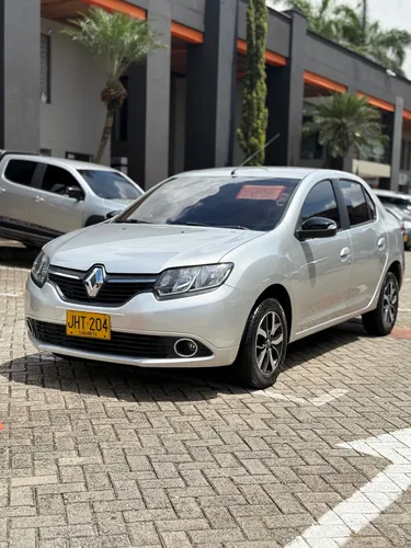 Renault Logan 1.6 Privilege / Intens