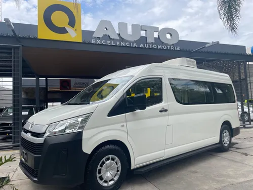 Toyota Hiace 2.7 Ventanas Superlarga Mt
