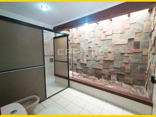 Casa En Alquiler Para Oficina O Vivienda En Sirari Equipetrol