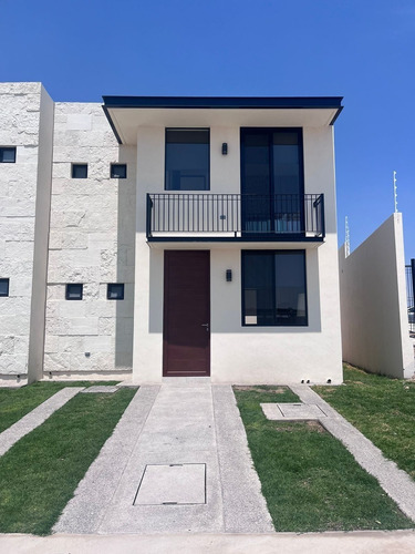 Venta De Casa En Cuspide Residencial