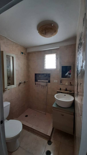 Imagen 8 de 14 de Apartamento En Charallave, Sanmanes De Betania Ii Duplex Remodelado