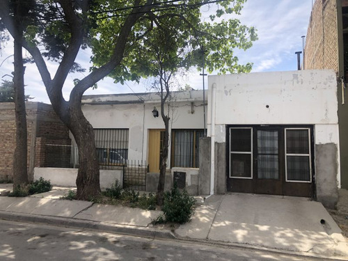 Plottier Casa En Venta Zona Centro Dos Dormitorios