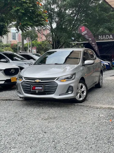 Chevrolet Onix 1.0T Premier Hatch At