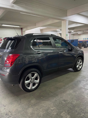 Imagen 6 de 13 de Chevrolet Tracker 1.8 Ltz+ Awd At 140cv 2015