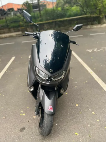 Nmax Connected