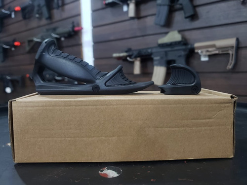 Imagem 1 de 1 de Airsoft Grip Angular C/ Descanso De Dedo
