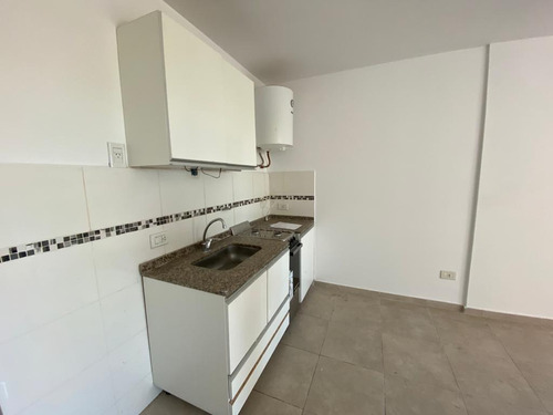 Imagen 3 de 7 de Departamento Monoambiente A La Venta En Pichincha Con Terraza Exclusiva
