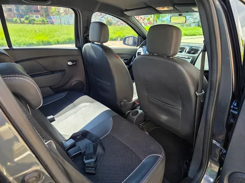 Renault Stepway 1.6 Intense Automática