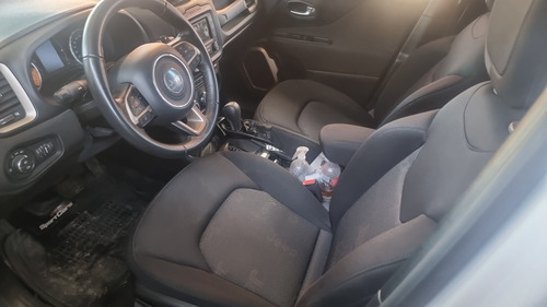 Imagen 4 de 17 de Jeep Renegade 2017 1.8 Sport At