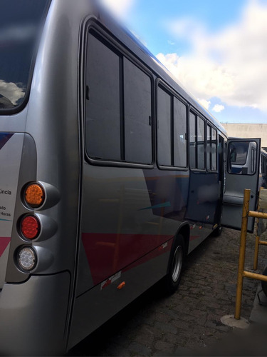 Imagem 8 de 12 de Neobus Thunder Way Com Elevador