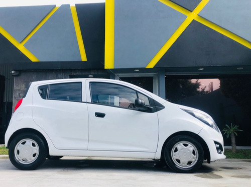 Imagen 3 de 14 de Chevrolet Spark Ls 2017