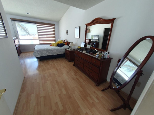 Hermosa Residencia En Centro Sur, Claustros Del Sur, C.342 M2, 3 Niveles