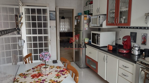 Imagem 8 de 15 de Casa Em Codominio Fechado,03dormitorios! - 4001-1