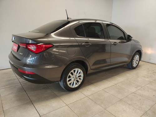 Fiat Cronos 1.3 Drive Mt