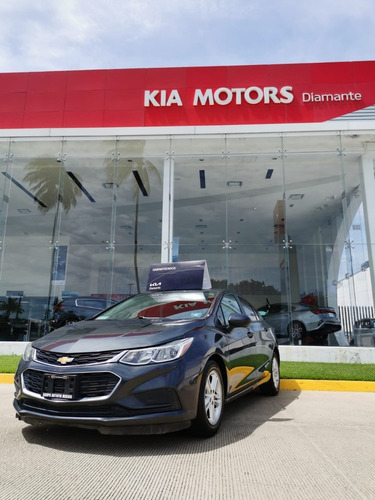 Imagen 1 de 12 de Cruze 2018 Estandar