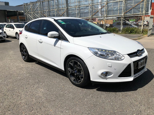Ford Focus Titanium 2.0 5p Mt 2014 Mm