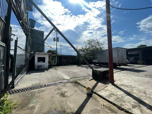 En Venta Galpón Industrial Tocuyito, Clientes Directos (mer)