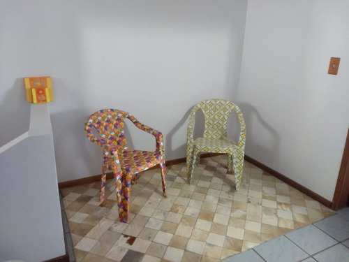 Casa Em Centro Com 2 Dormitórios - Su112
