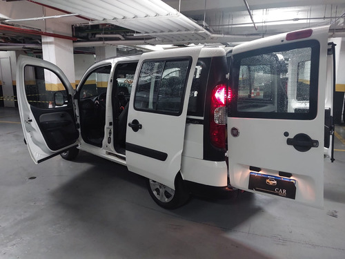 Fiat Doblo 1.8 16v Essence 5l Flex 5p