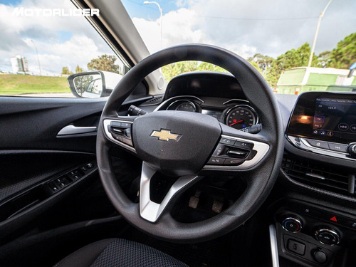 Imagen 15 de 25 de Chevrolet Onix Lt 1.2 Extra Full | Permuta / Financia